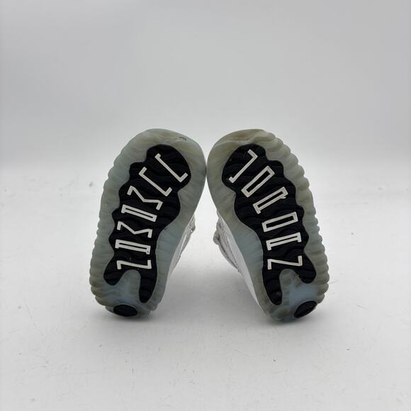 Nike Jordan 11 Retro Basketball Shoes Sneakers Baby 5C 18 Months - Picture 8 of 15
